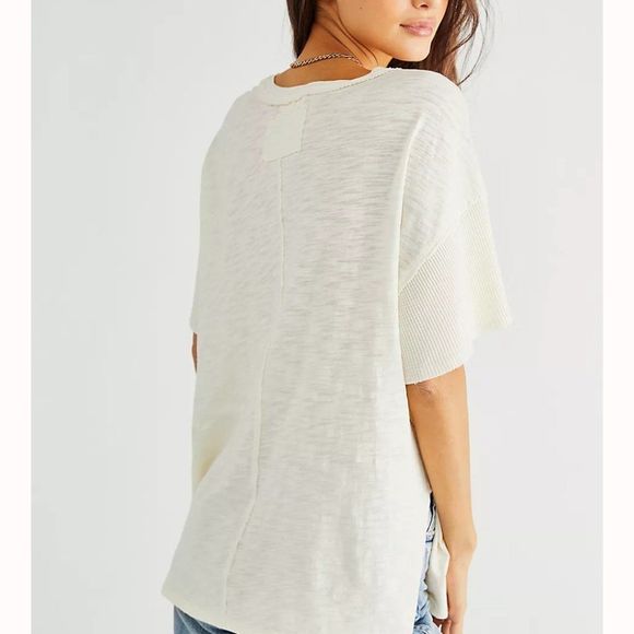 #22 Free People Peace It Up Tee F-0157 - Picture 2 of 11